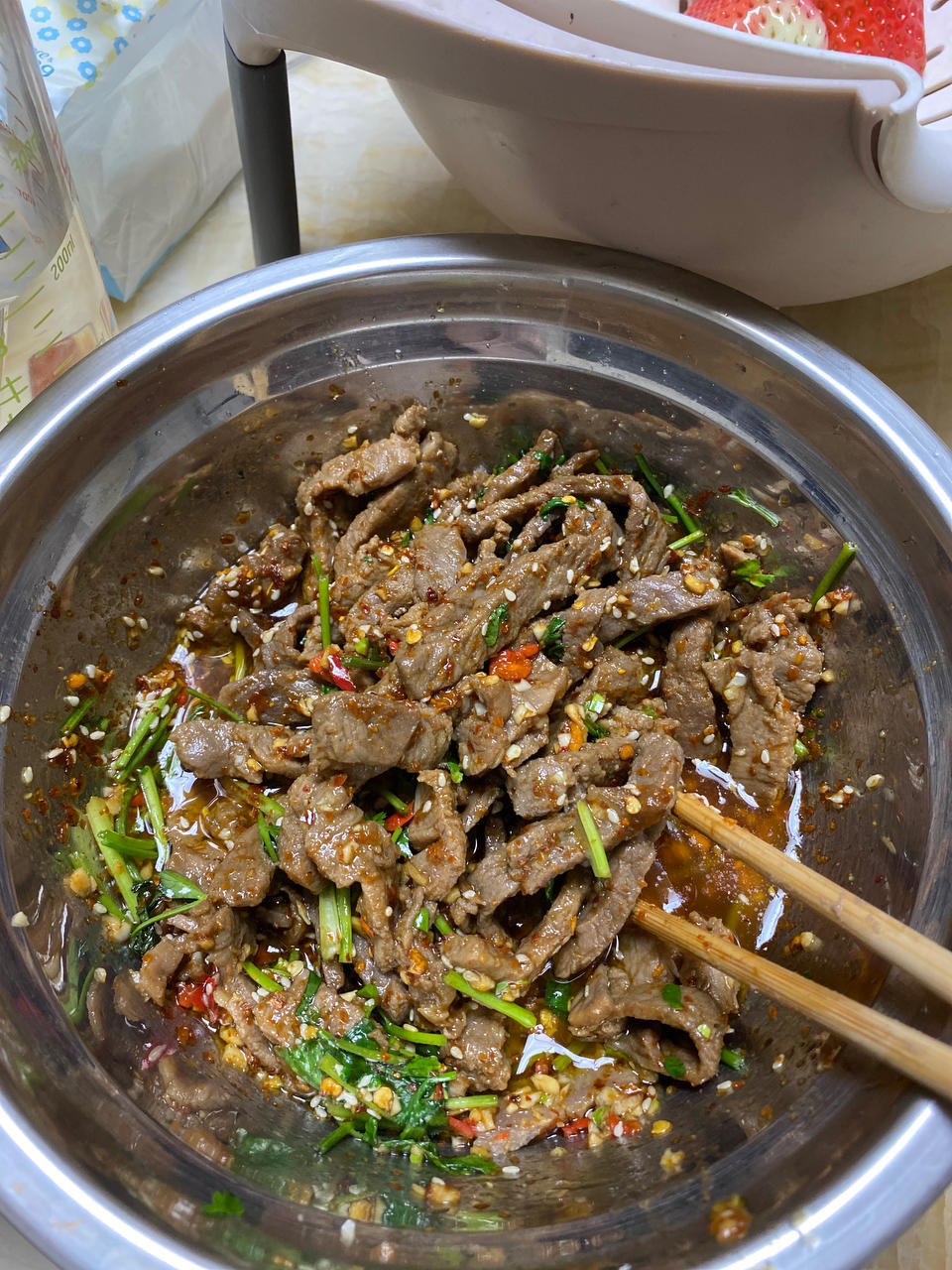凉拌香菜牛肉