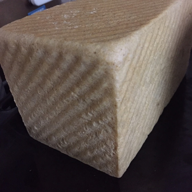 健身食谱-复杂碳水化合物-全麦面包