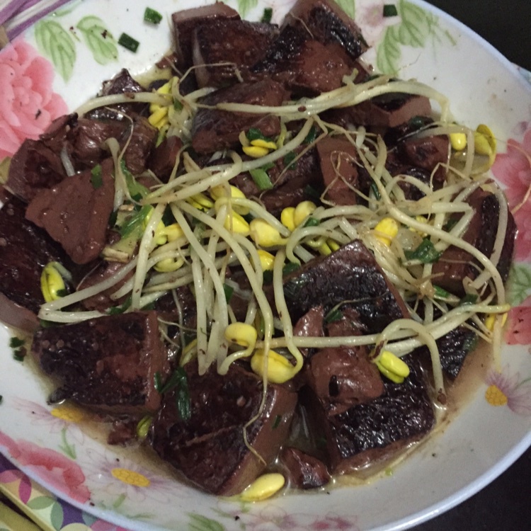 猪血炒豆芽
