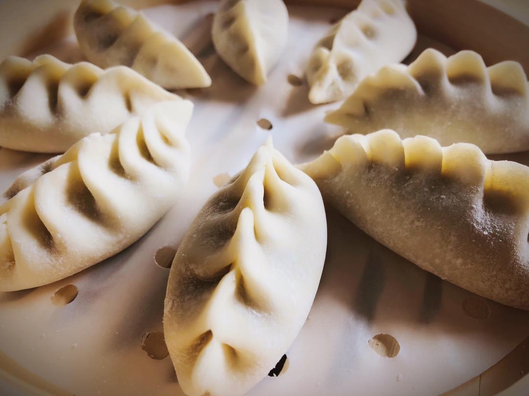 西葫芦鸡蛋馅儿饺子(内有柳叶饺子手法视频)