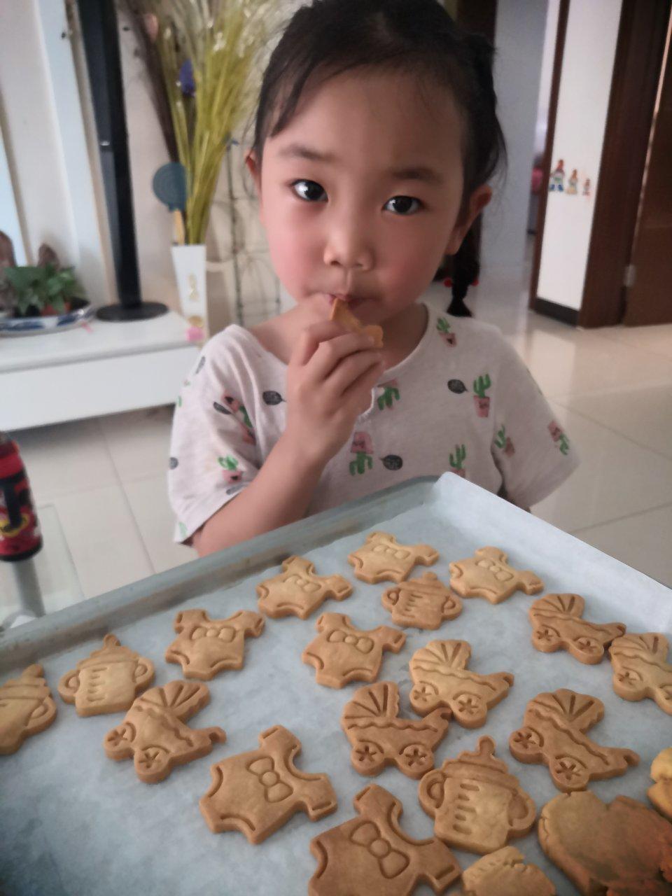 简单到哭的黄油饼干