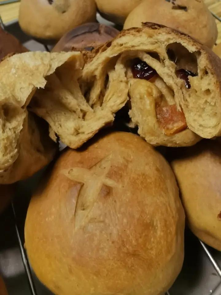 温暖的红糖面包，想想就很美味