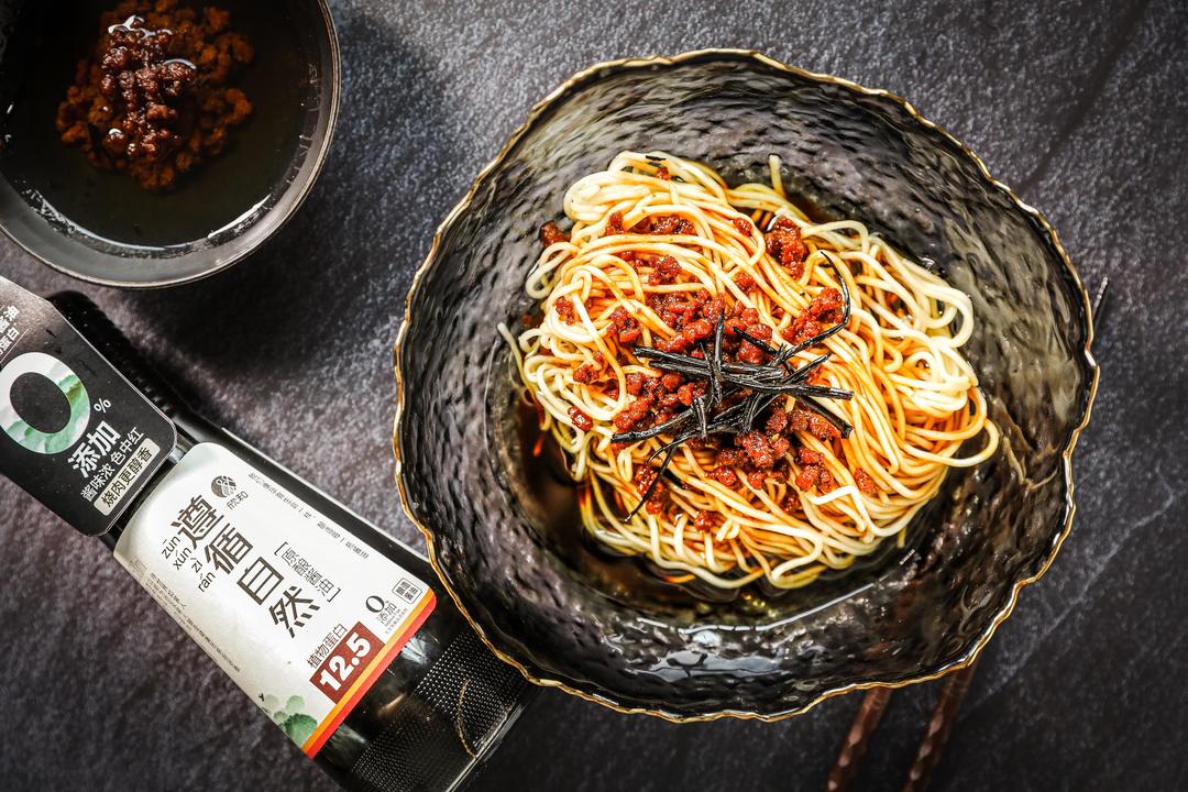 万能酱葱油拌面