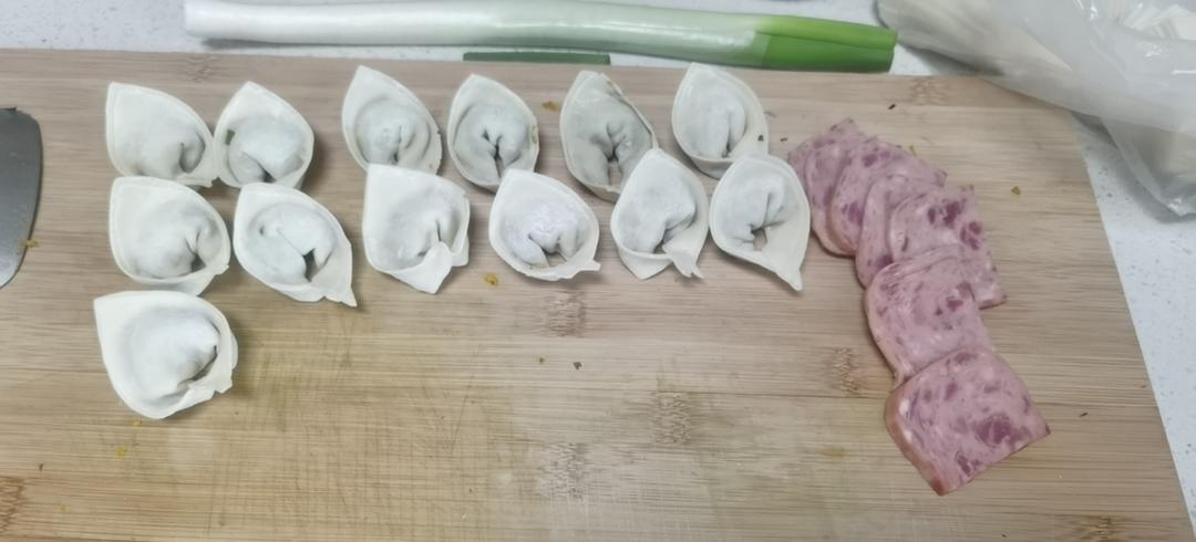 韭菜鸡蛋馅馄饨（好吃易做）
