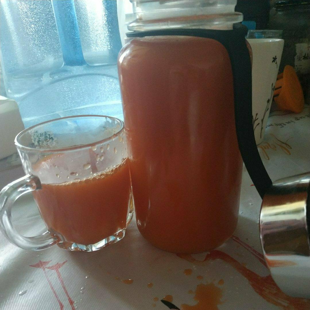 胡萝卜番茄汁-破壁料理