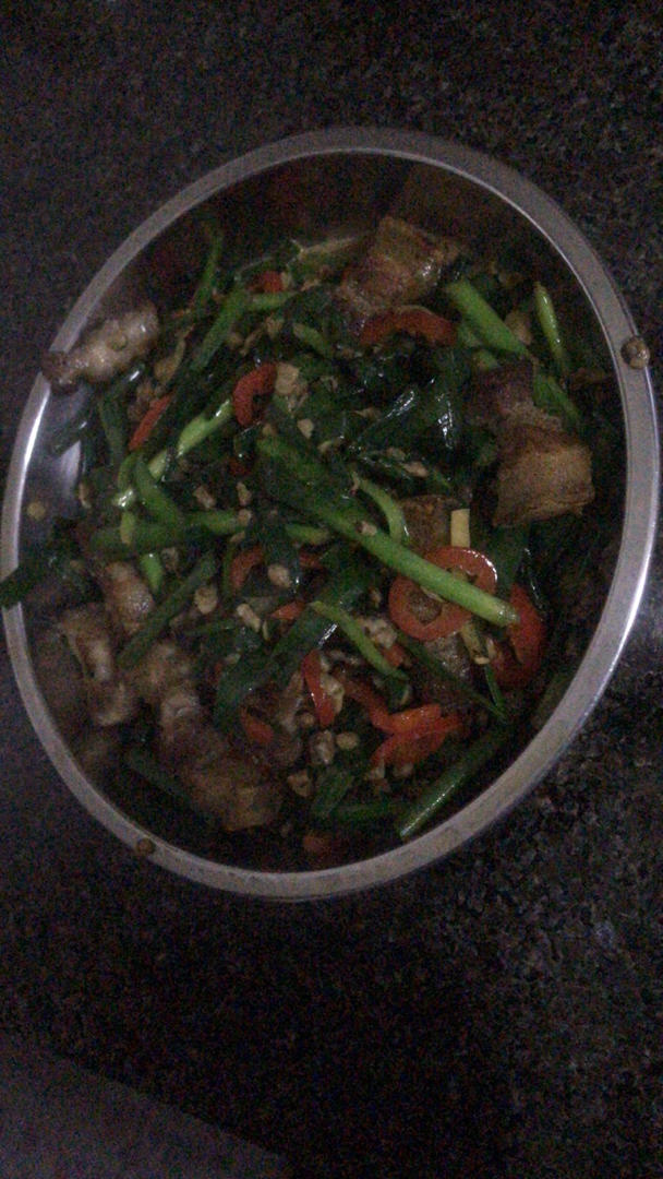 韭菜炒蚬肉