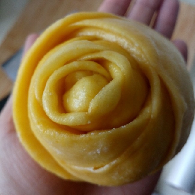 黄玫瑰馒头