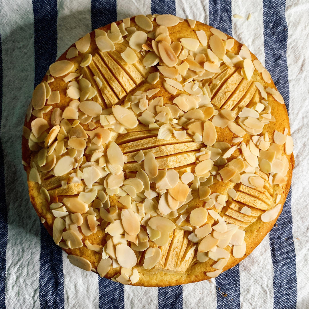 杏仁苹果蛋糕 Almond Apple Cake