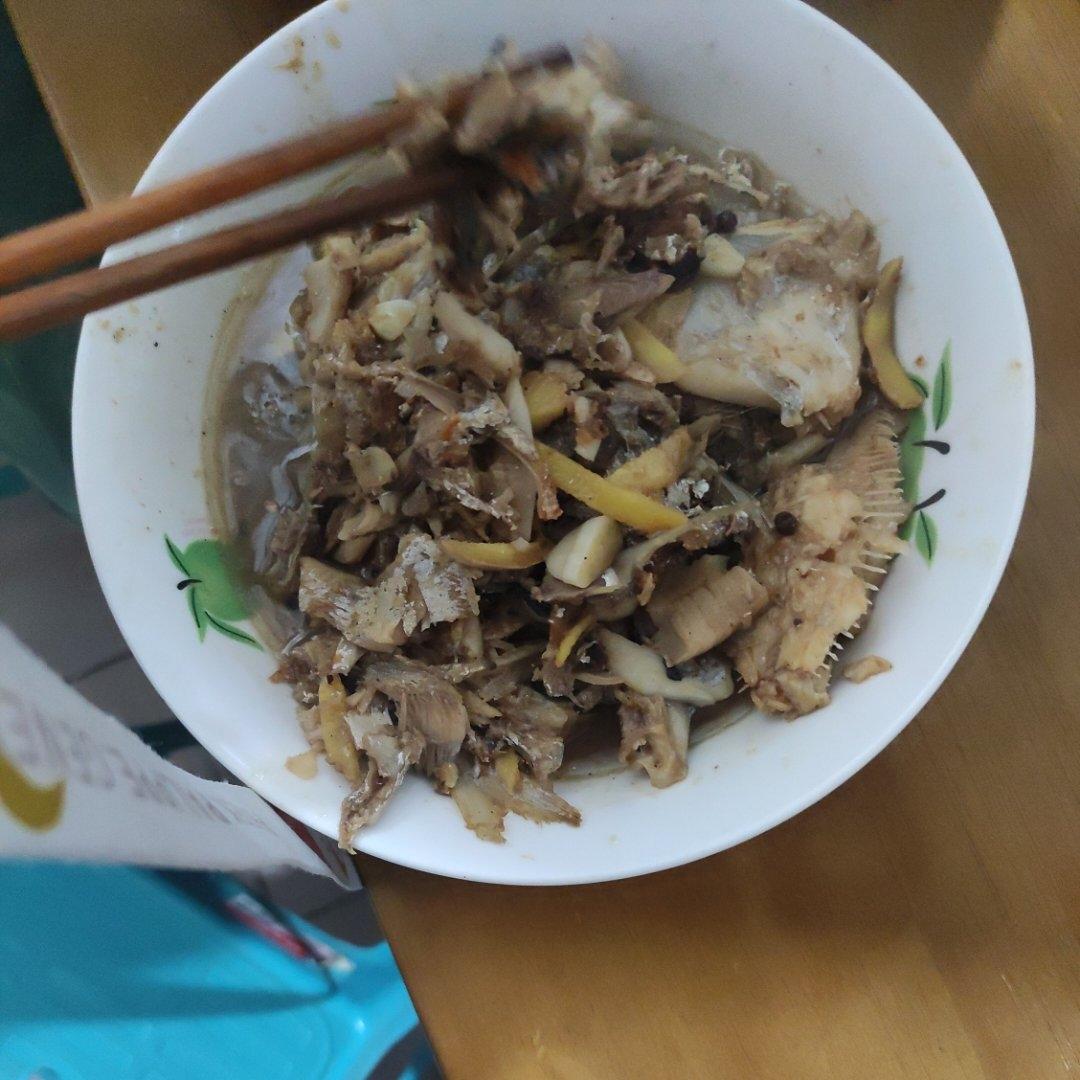 红烧银昌鱼