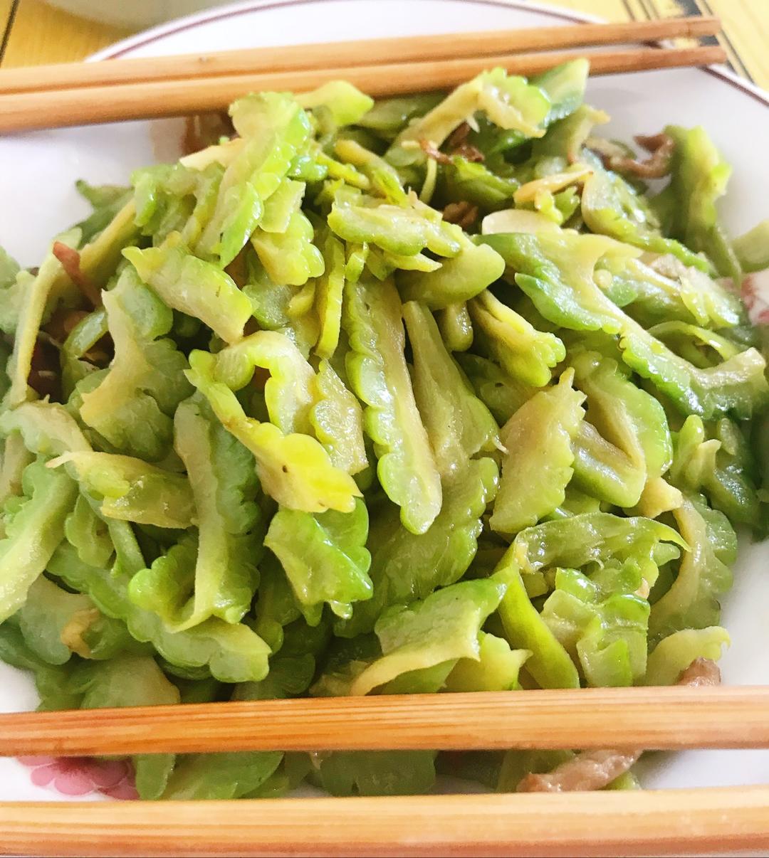 苦瓜炒肉