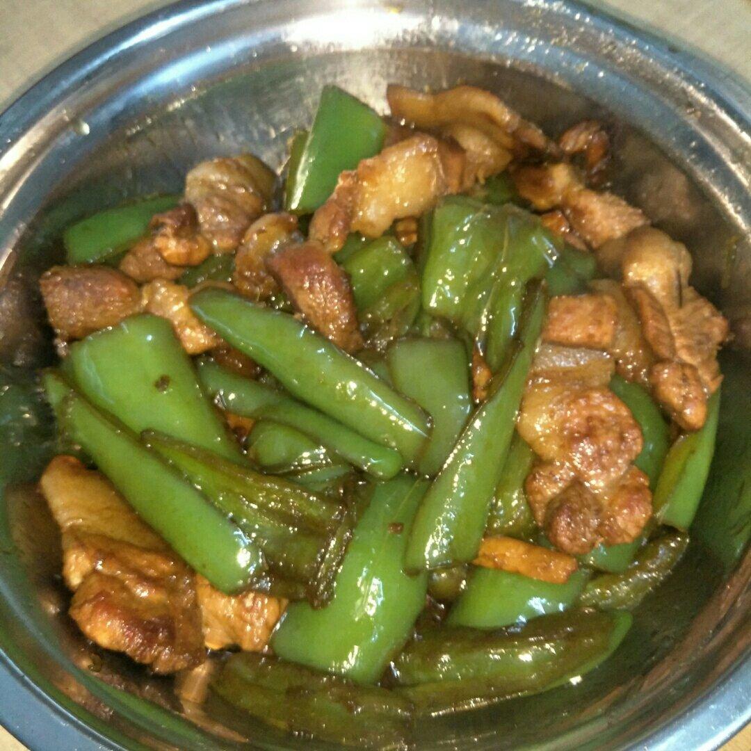 青椒干煸五花肉