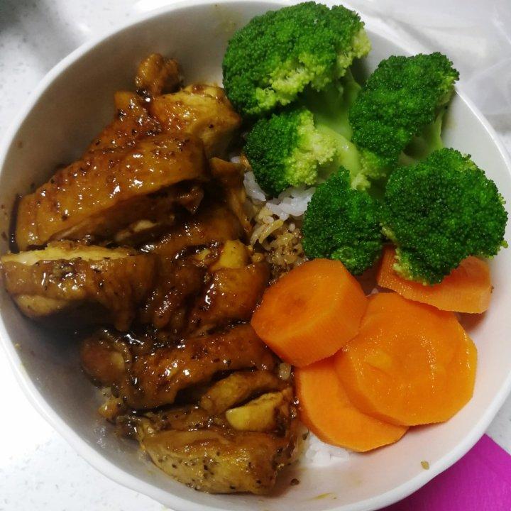 照烧鸡腿饭