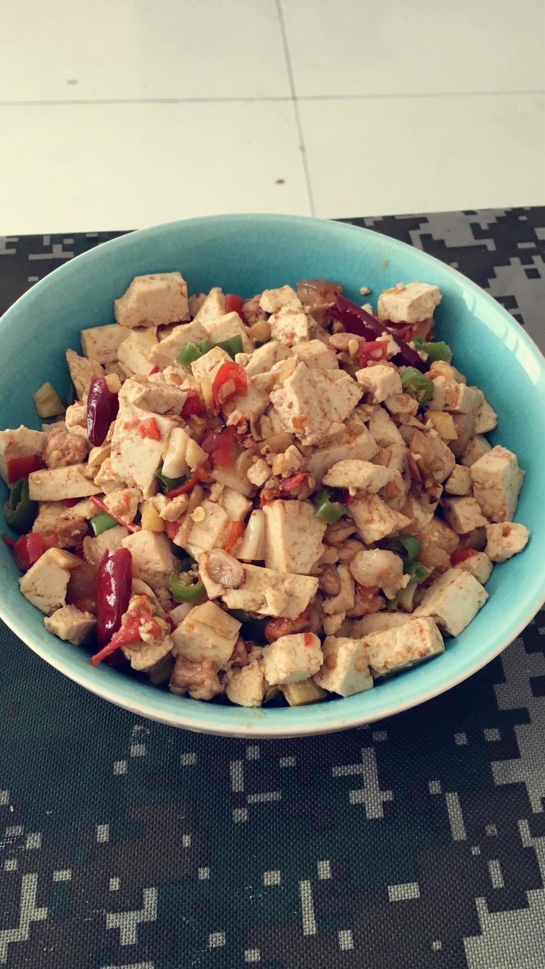 剁辣椒炒碎豆腐的做法