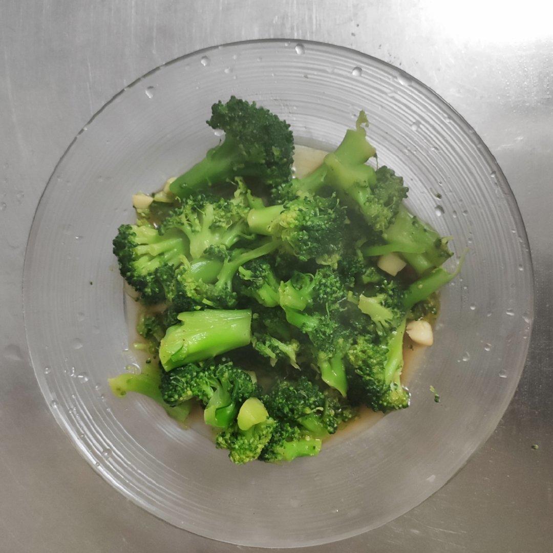 蚝油蒜蓉西兰花