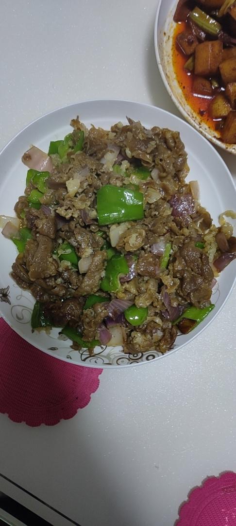 胖胖欢做的爆炒羊肉卷