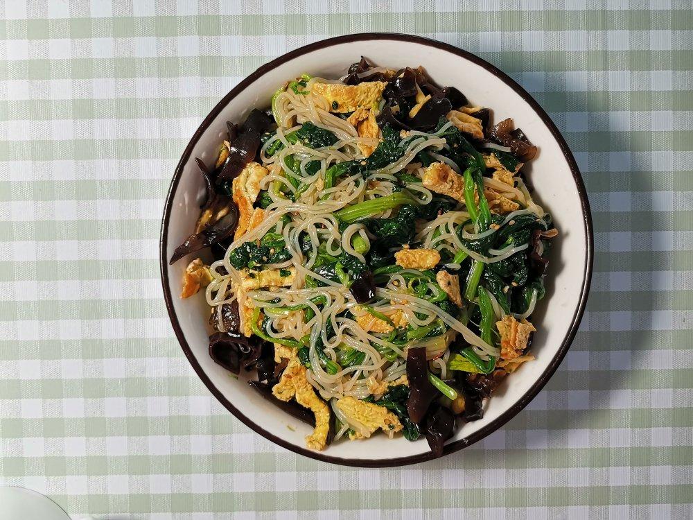 万能凉拌菜料汁（凉拌菠菜粉丝）