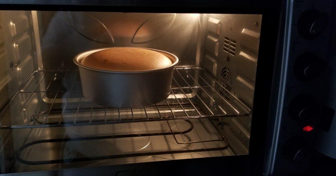 六寸戚风蛋糕(掌握这几点，做戚风就跟煮米饭一样简单)