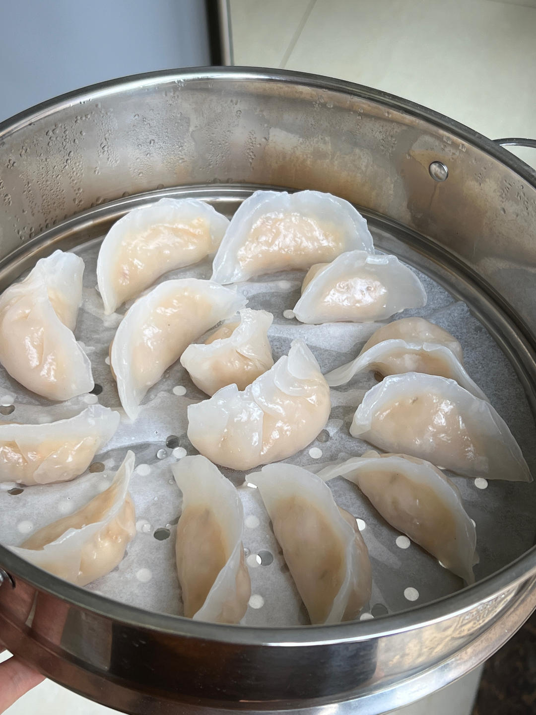 弯梳虾饺