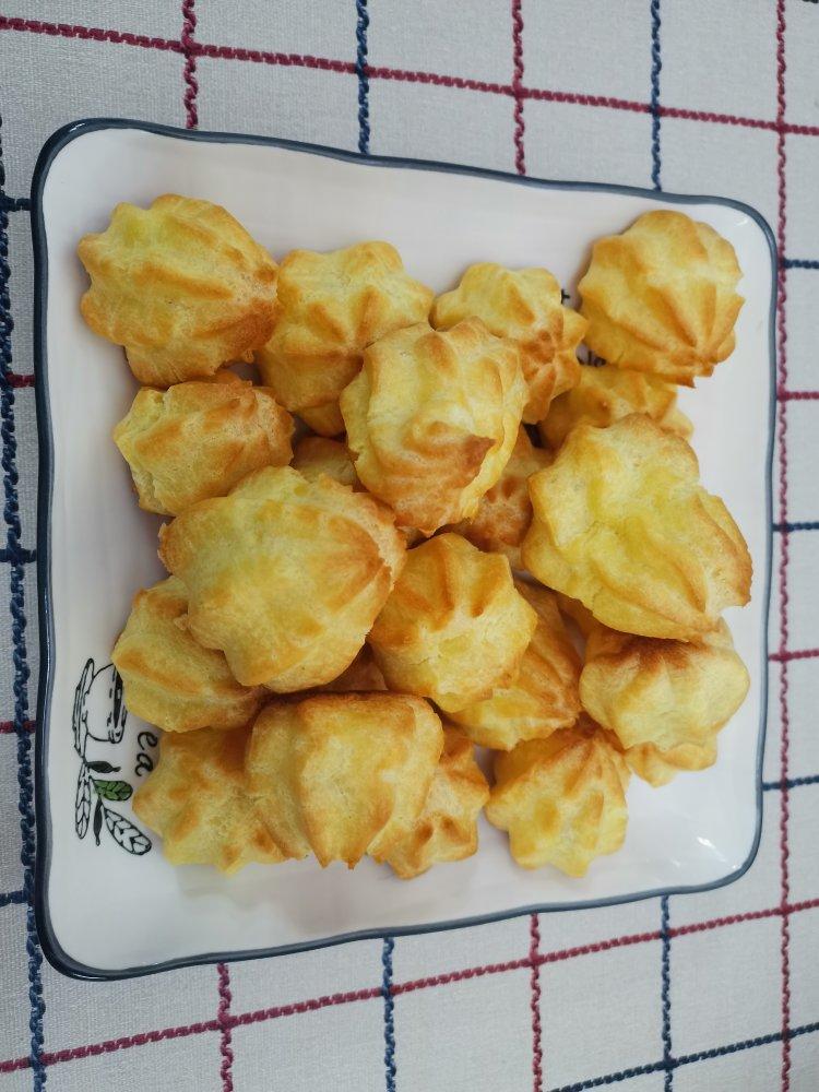 奶油小泡芙，容易做，成功率极高～