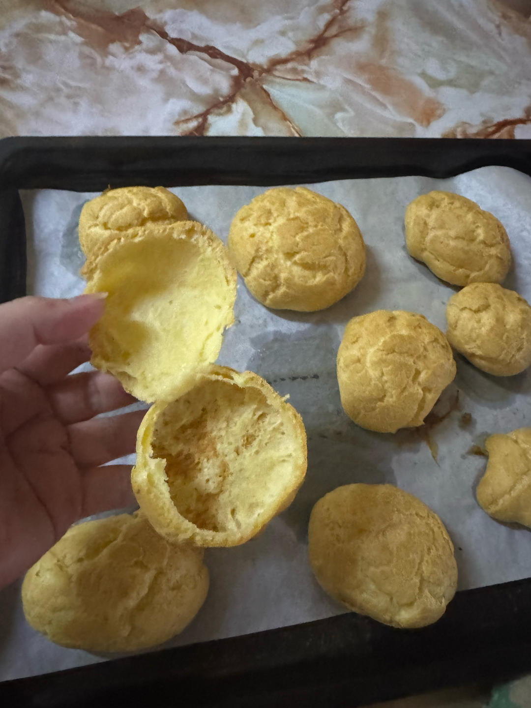 简单易成功的奶油小泡芙做法