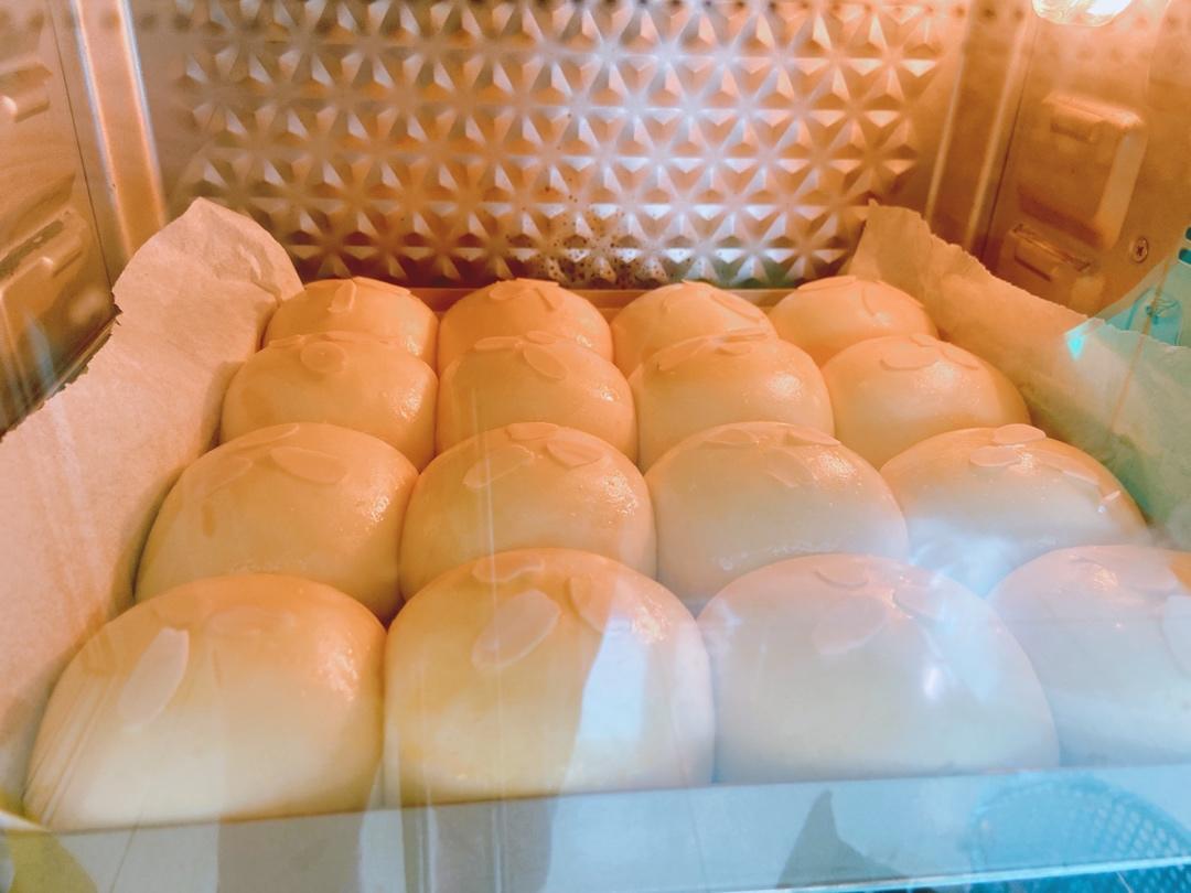 🥛超简单快手，柔软拉丝，一次发酵，牛奶小餐包