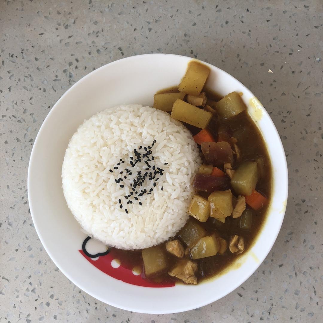 咖喱鸡肉饭