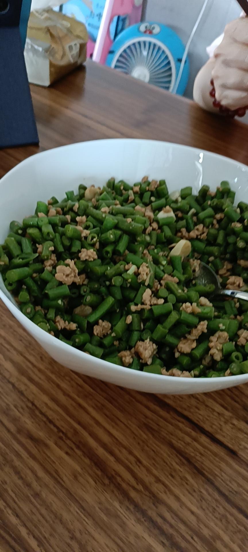 肉沫豆角下饭菜