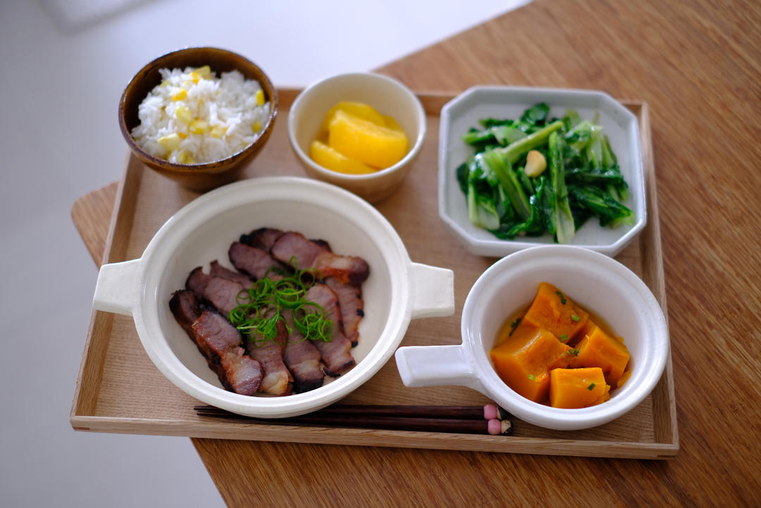 二年级小学生午餐