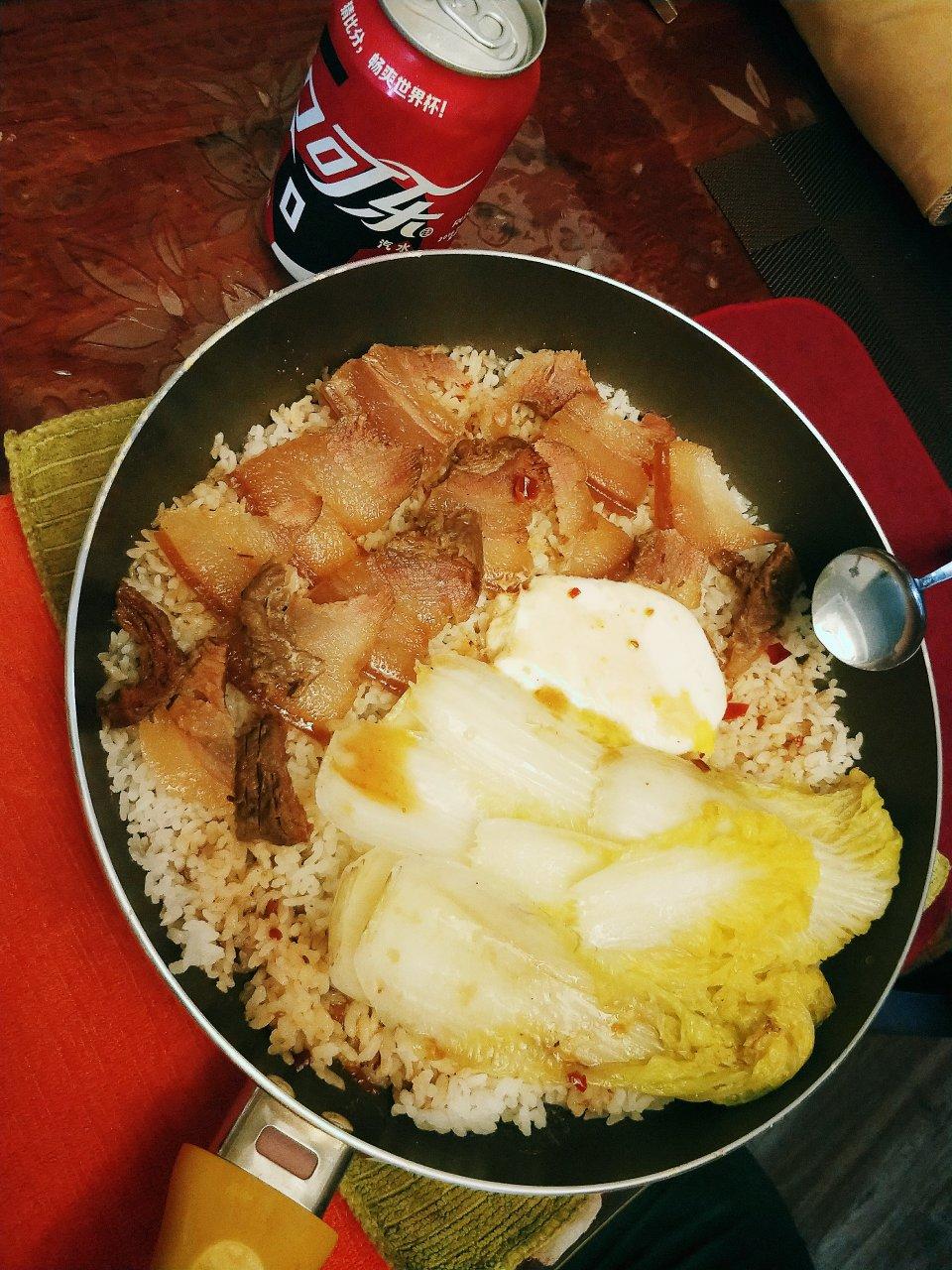 平底锅香肠煲仔饭（3-4人份）
