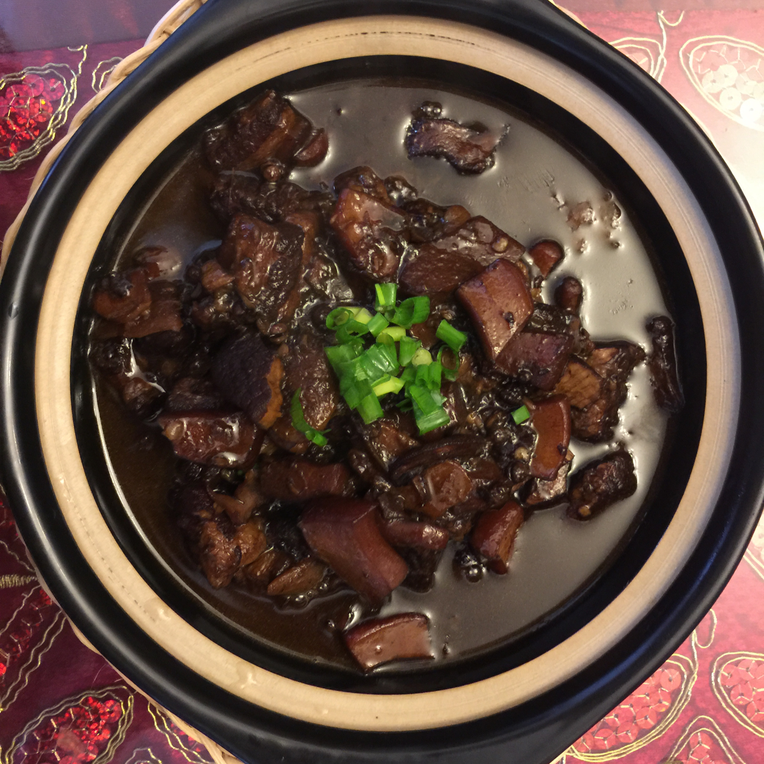 墨鱼烧肉
