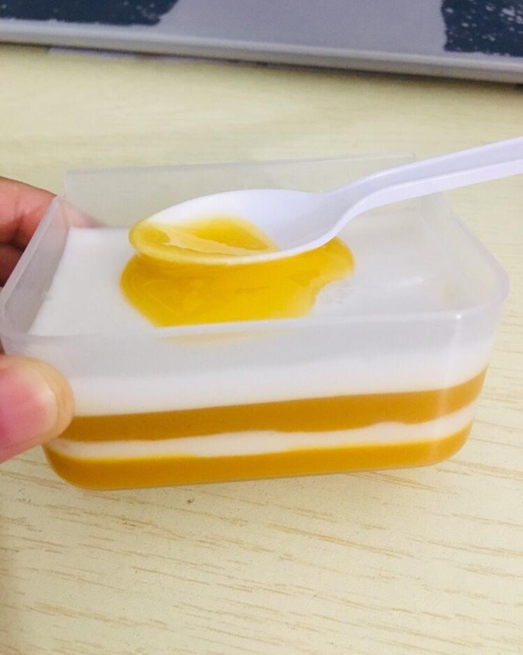 芒果椰汁千层糕