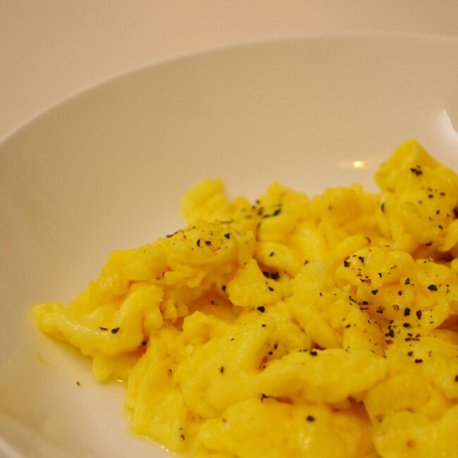 美式炒蛋 scrambled eggs