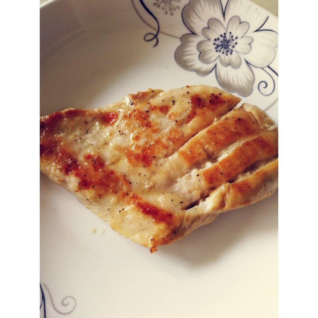 香煎鸡胸肉（减肥餐）