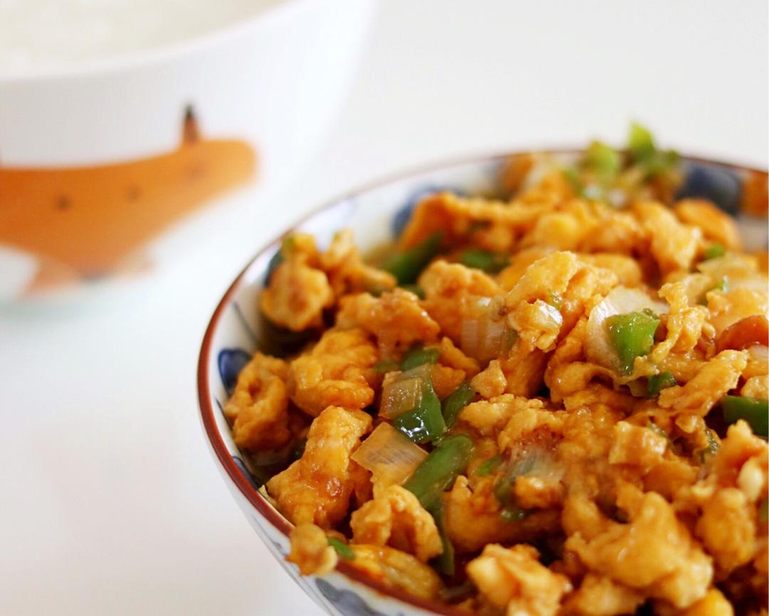 大葱青椒鸡蛋酱