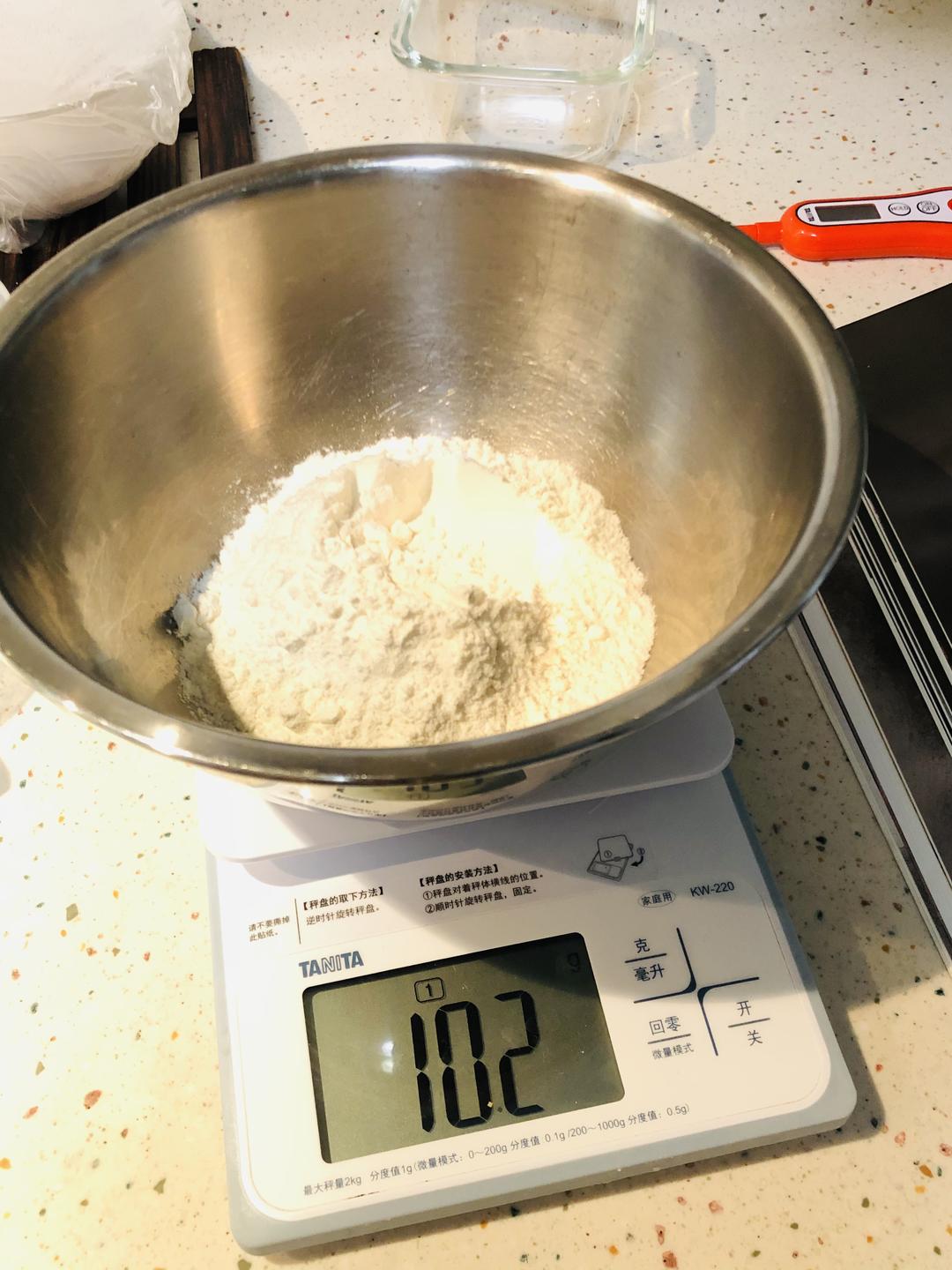 纯奶手撕吐司的做法 步骤1