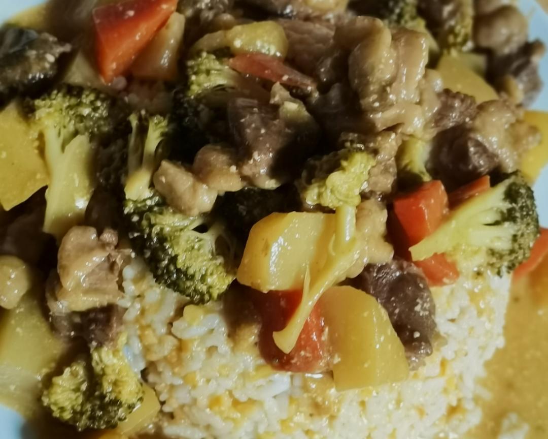 好吃到舔盘的咖喱牛肉的做法