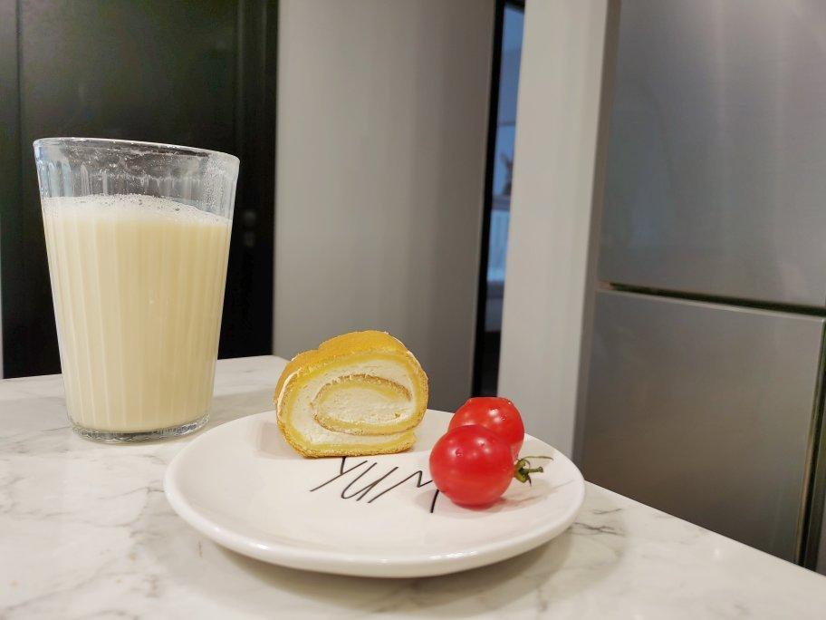 《Tinrry下午茶》教你做基础原味蛋糕卷