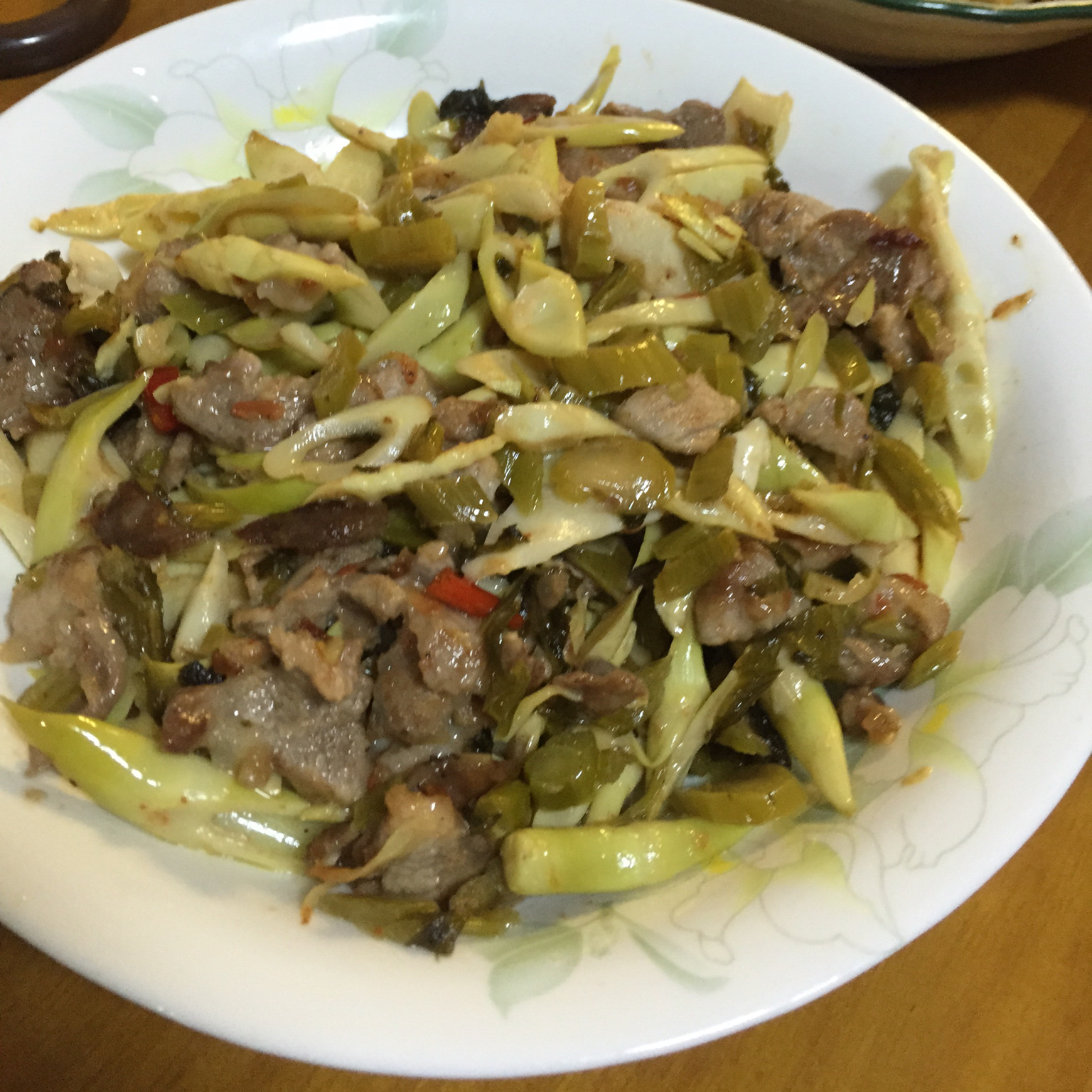 sheepqingxia做的苦笋炒肉片