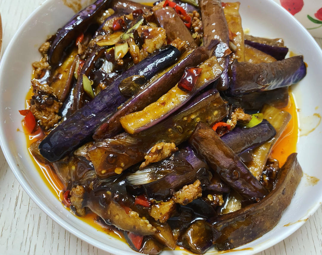 开胃下饭菜！巨简单的家常鱼香茄子煲