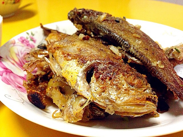 香煎小黄鱼
