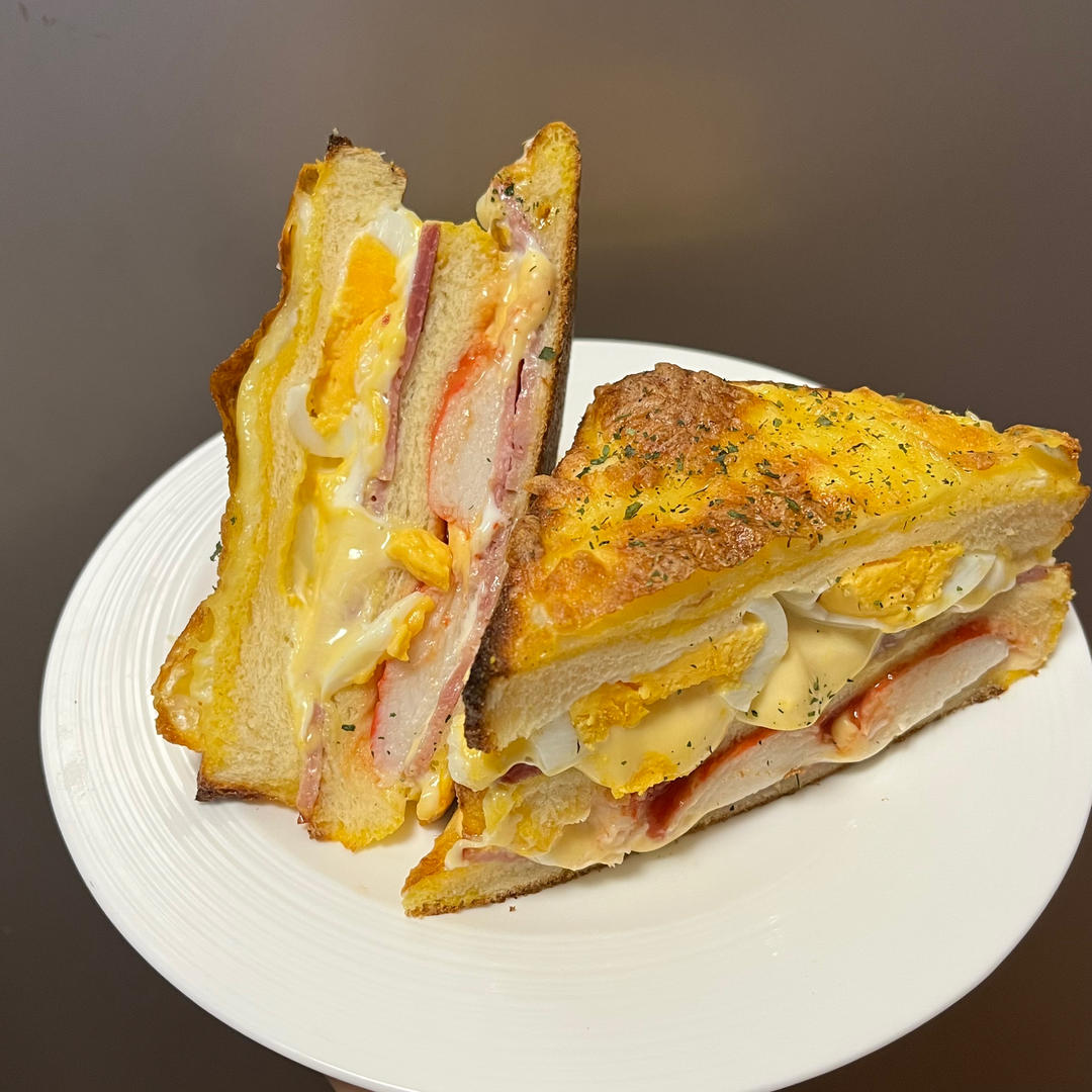 奶香纯粹的重料淡奶油吐司