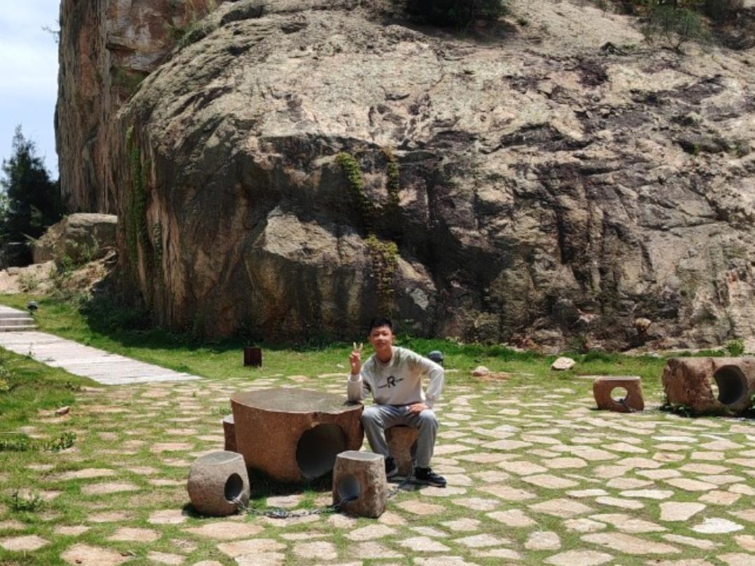 爱吃肉的胖妹纸