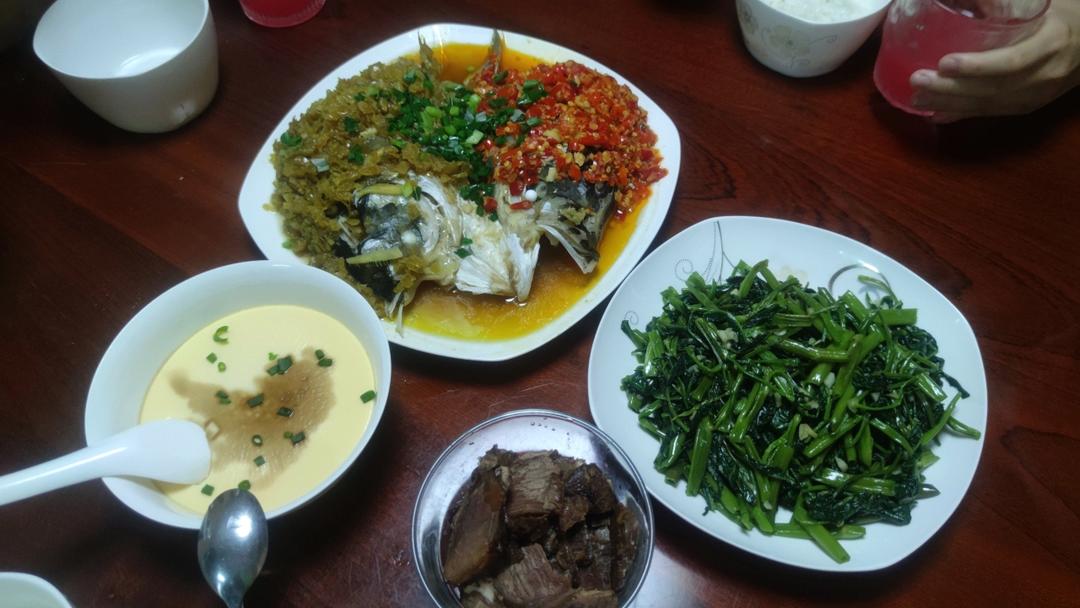 最好吃的剁椒鱼头（绝剁双椒）