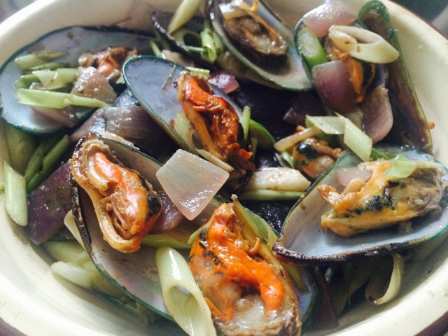 《十二道锋味》——香茅椰汁煮青口