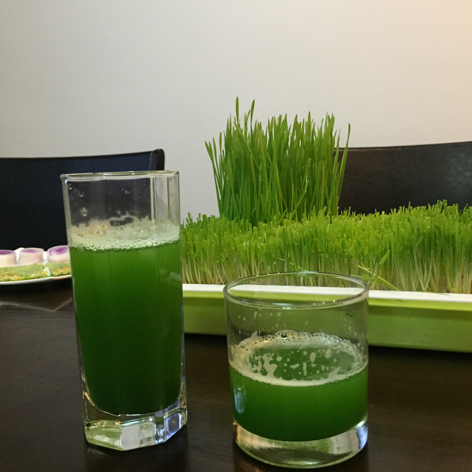 慢妖做的小麦苗汁(青汁)