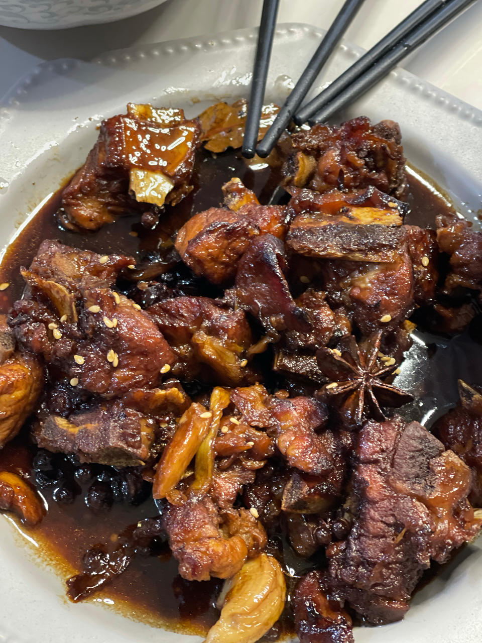 啤酒烧排骨【7月北鼎珐琅铸铁锅食谱】