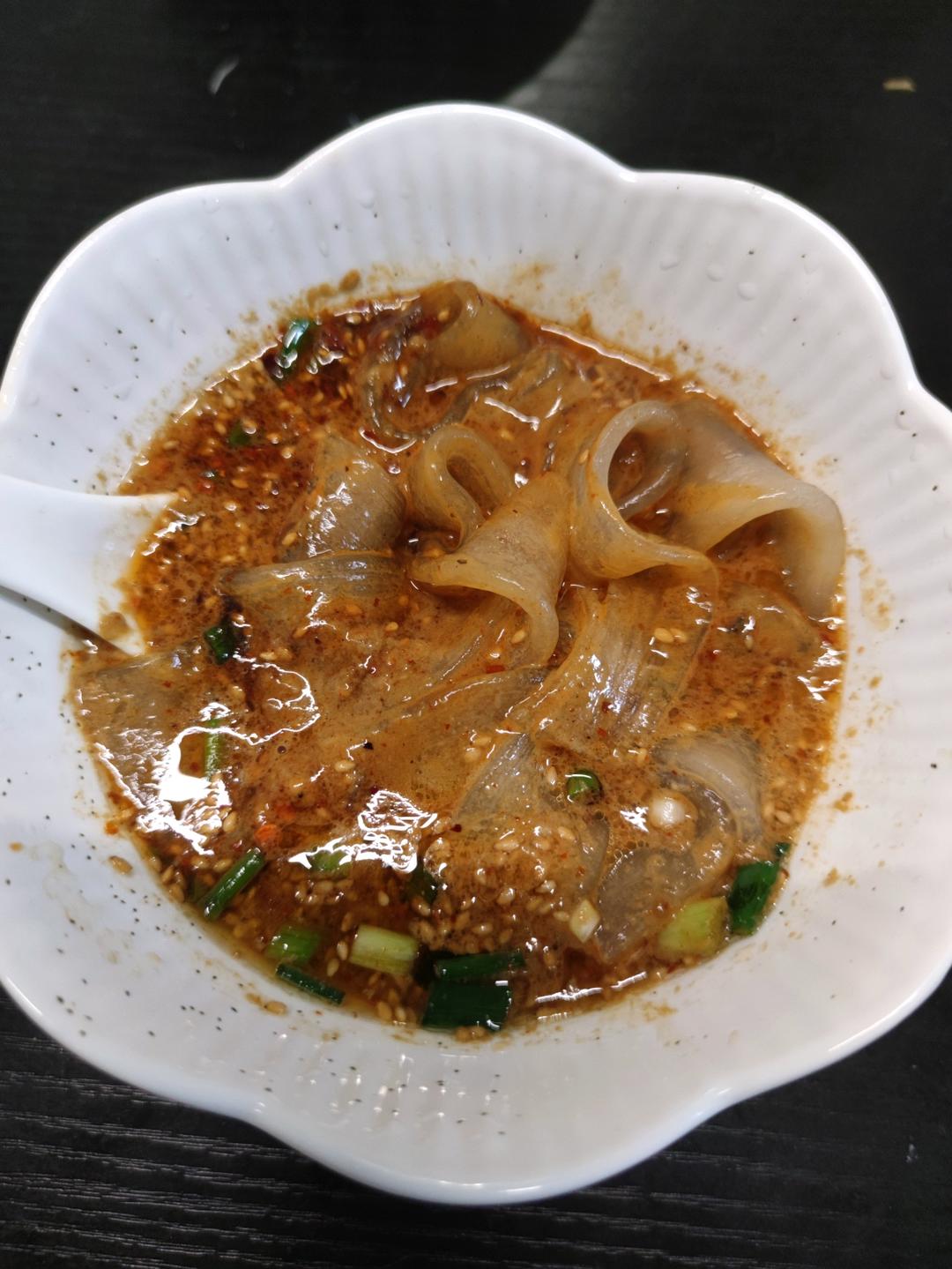 ㊙️麻酱流汁宽粉‼️吃一次忘不掉