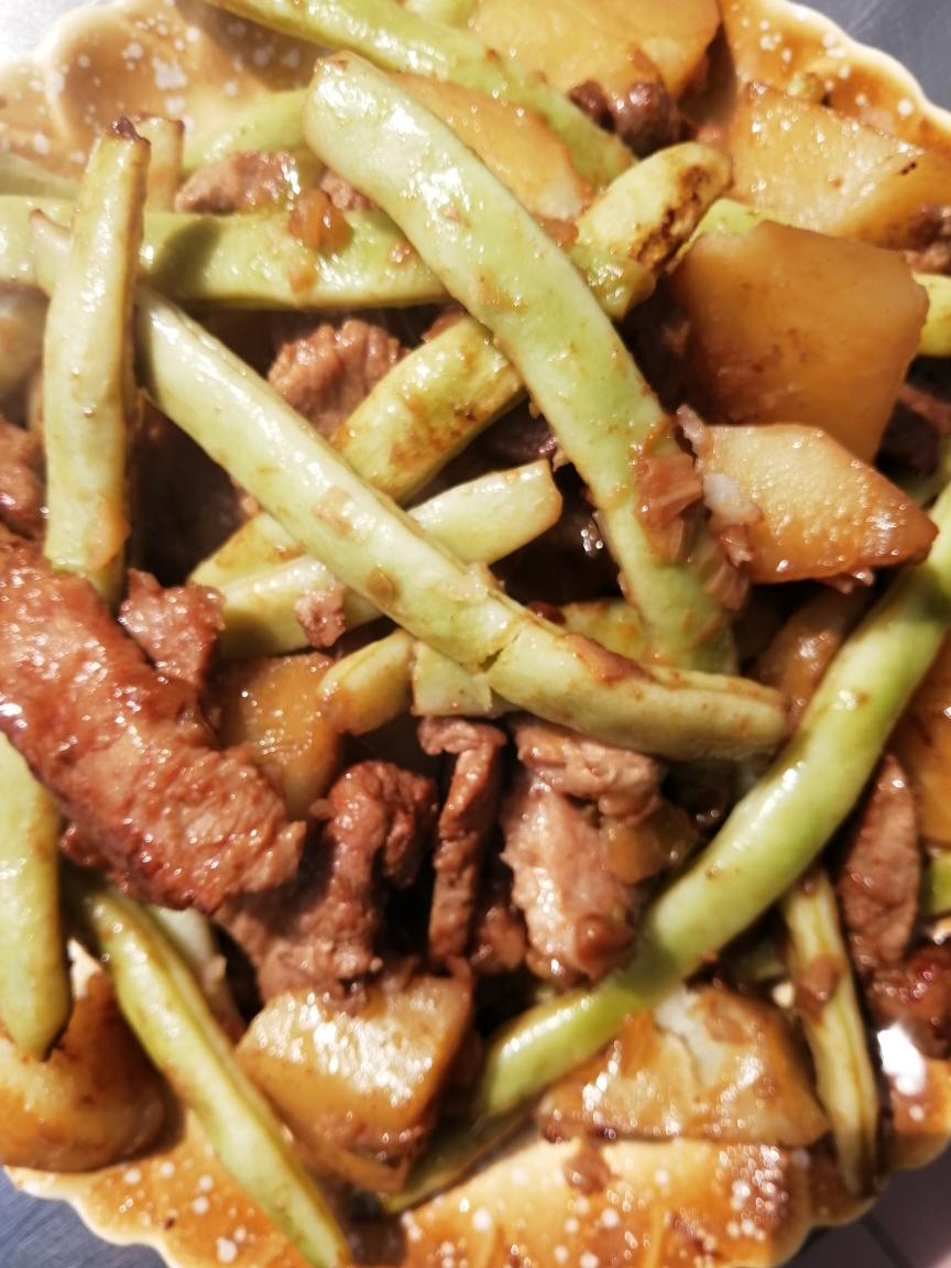 家常豆角炖土豆