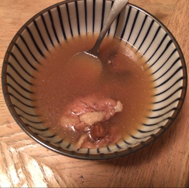 滋补花胶排骨汤