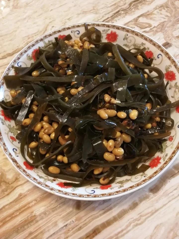 黄豆炖海带